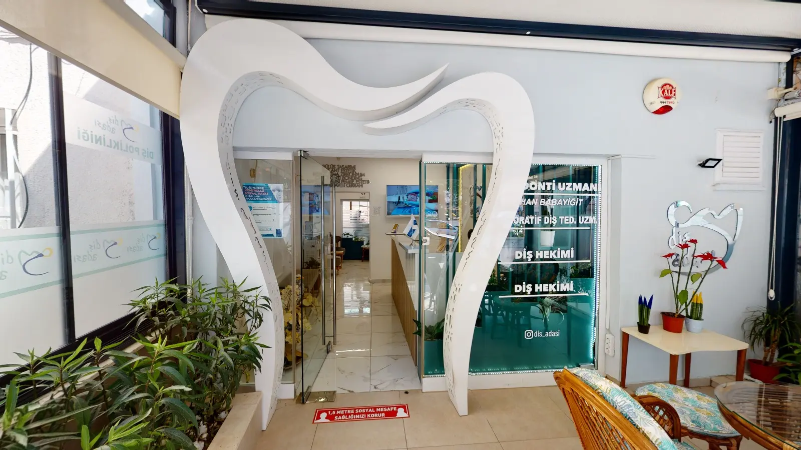 Clinic-provided photograph of Diş Adası Dental Clinic