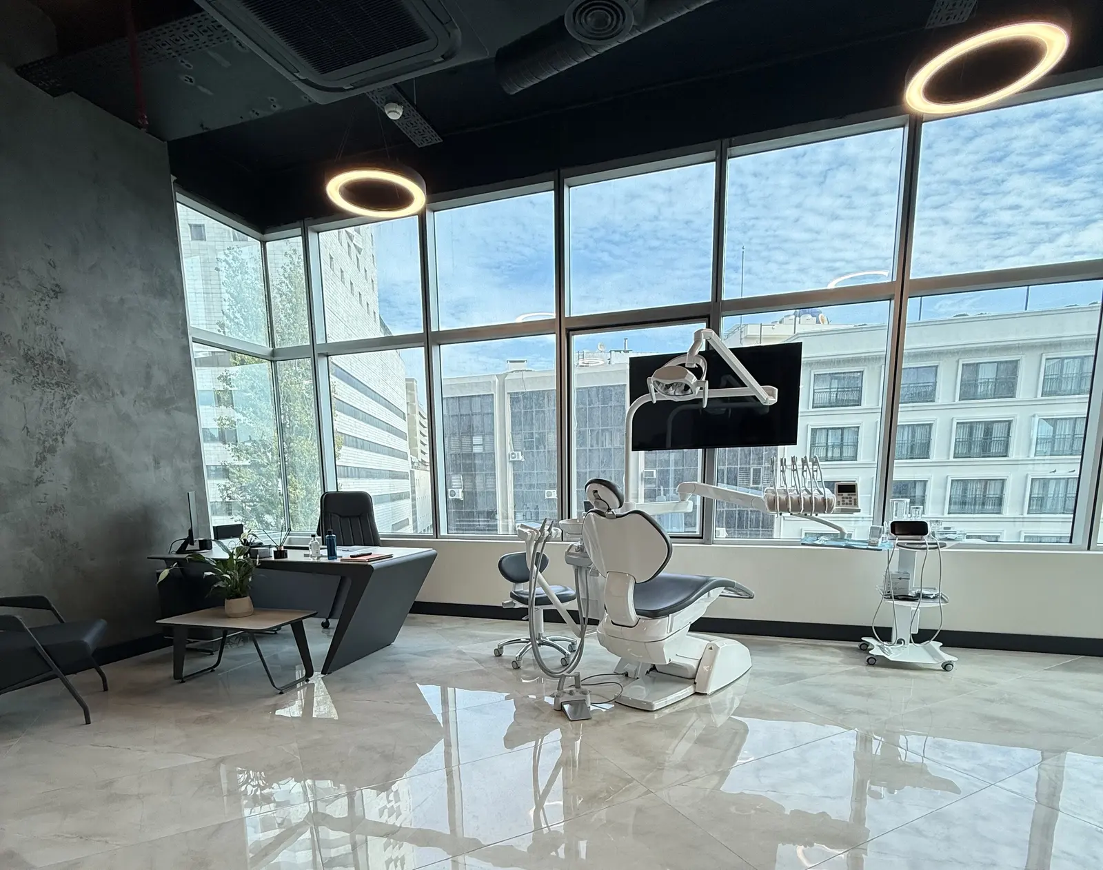 Clinic-provided photograph of Dr Serhat Çelik