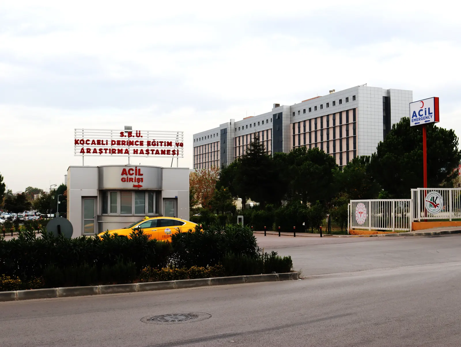 Clinic-provided photograph of Derince Training and Research Hospital