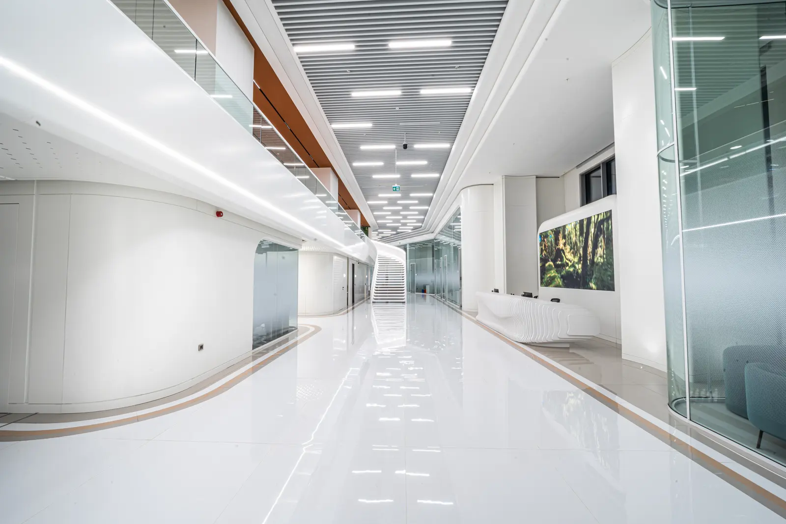 Clinic-provided photograph of Esnan Dental Clinics in Turkey