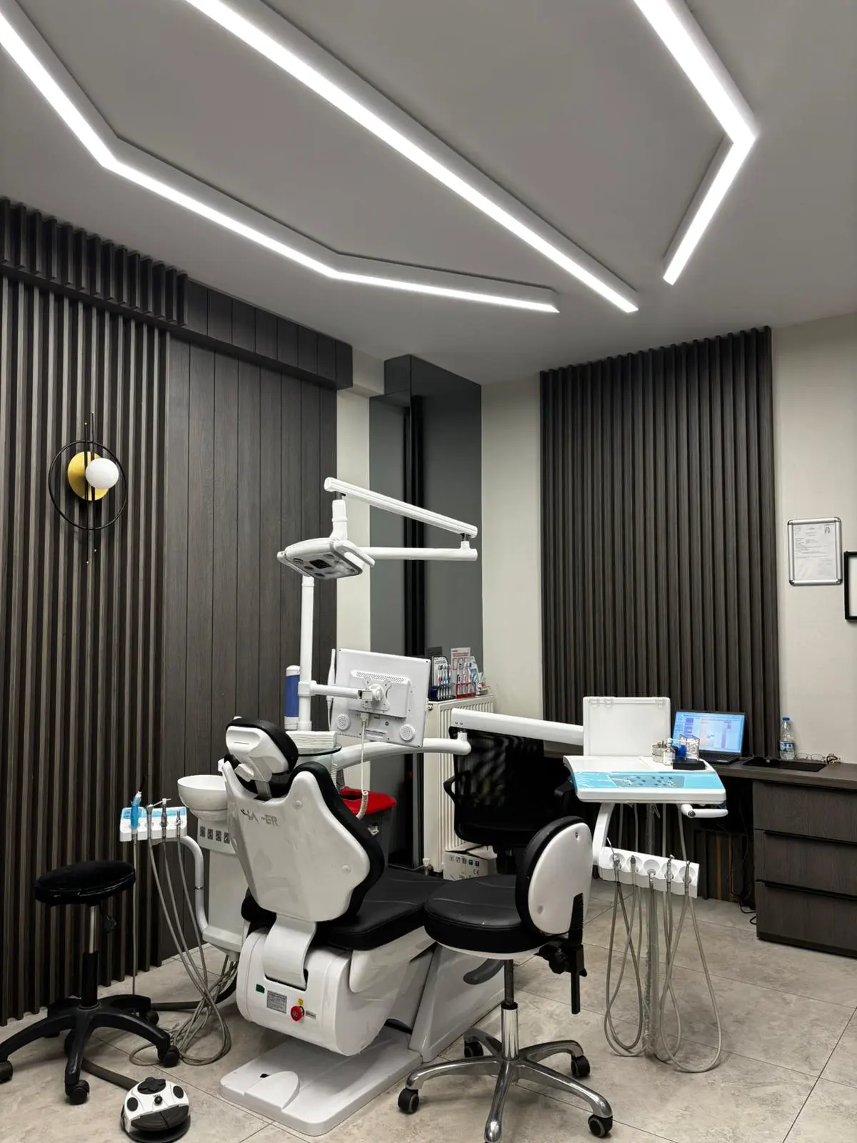 Clinic-provided photograph of Dentasay Sancaktepe Dental Clinic