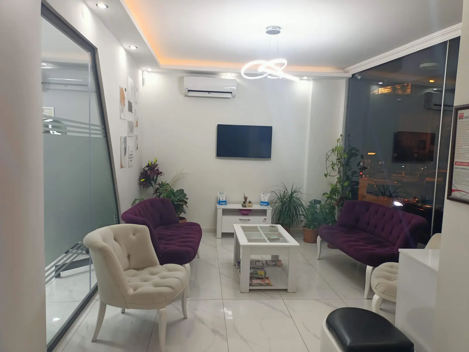Clinic-provided photograph of Yücelen Dental Clinic