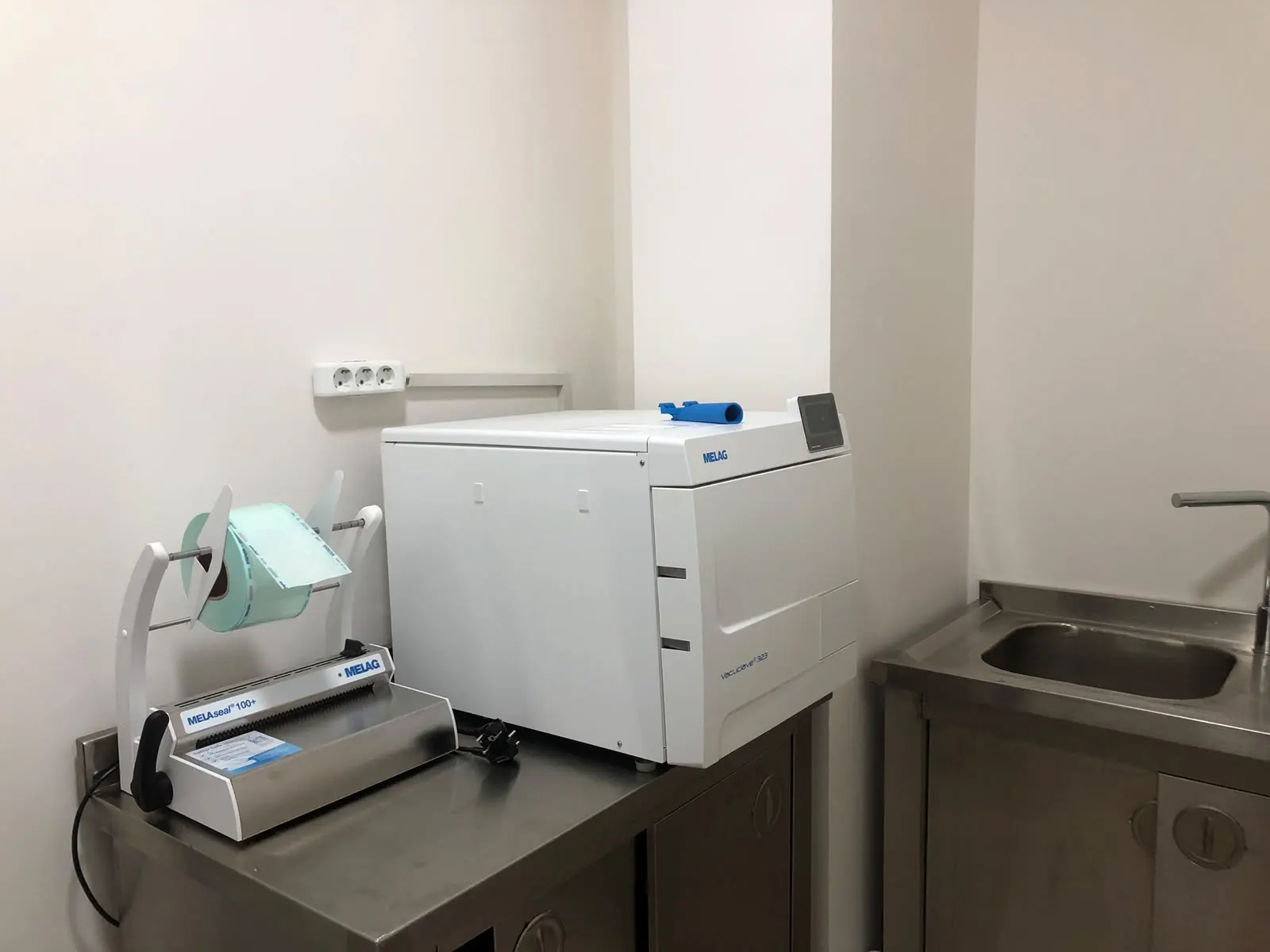 Clinic-provided photograph of Prof. Dr Mehmet Çolak