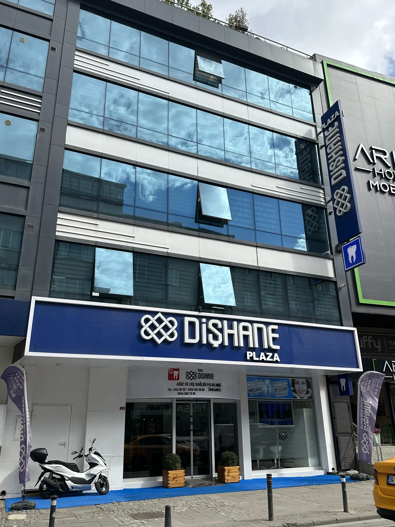 Clinic-provided photograph of Dişhane Ümraniye Dental Clinic