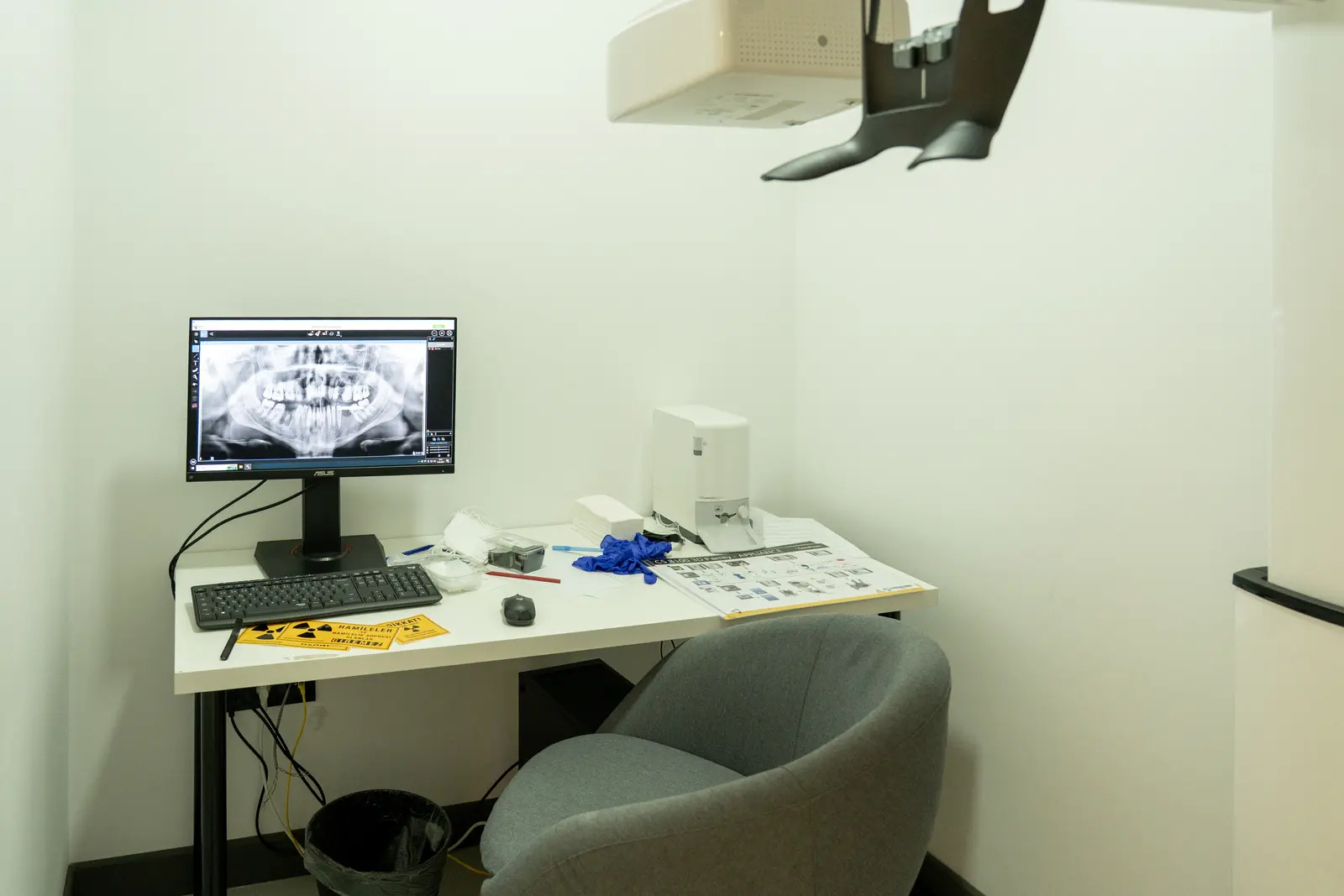 Clinic-provided photograph of Master Smile Studio