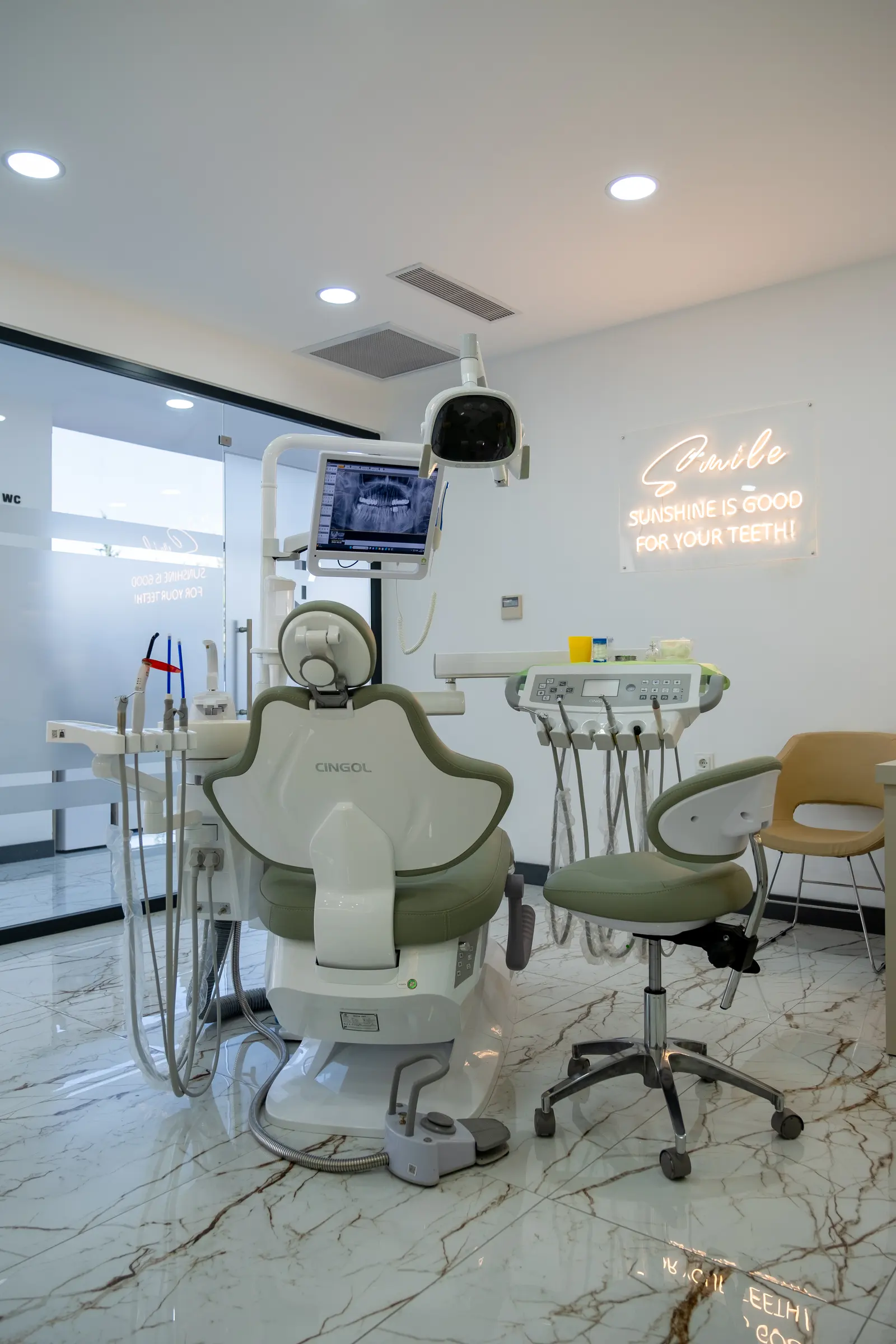 Von der Klinik bereitgestelltes Foto von Sundent Zahnklinik