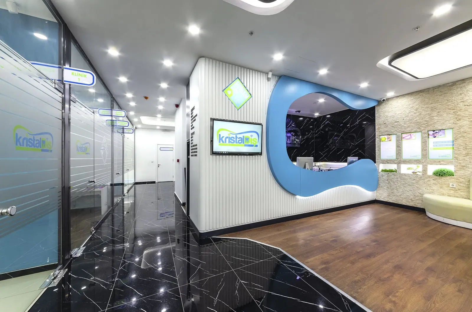 Clinic-provided photograph of Halkalı Kristaldiş Dental Clinic