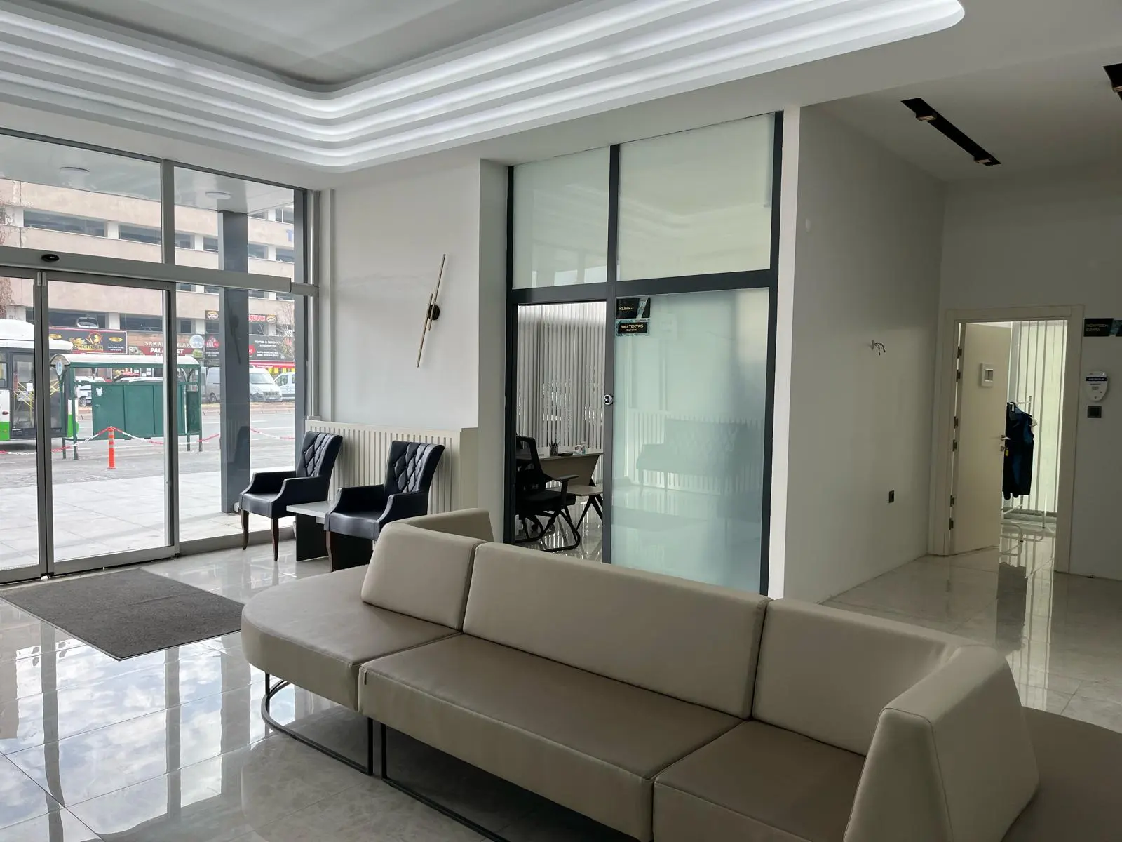 Clinic-provided photograph of Tektaş Dental Clinic