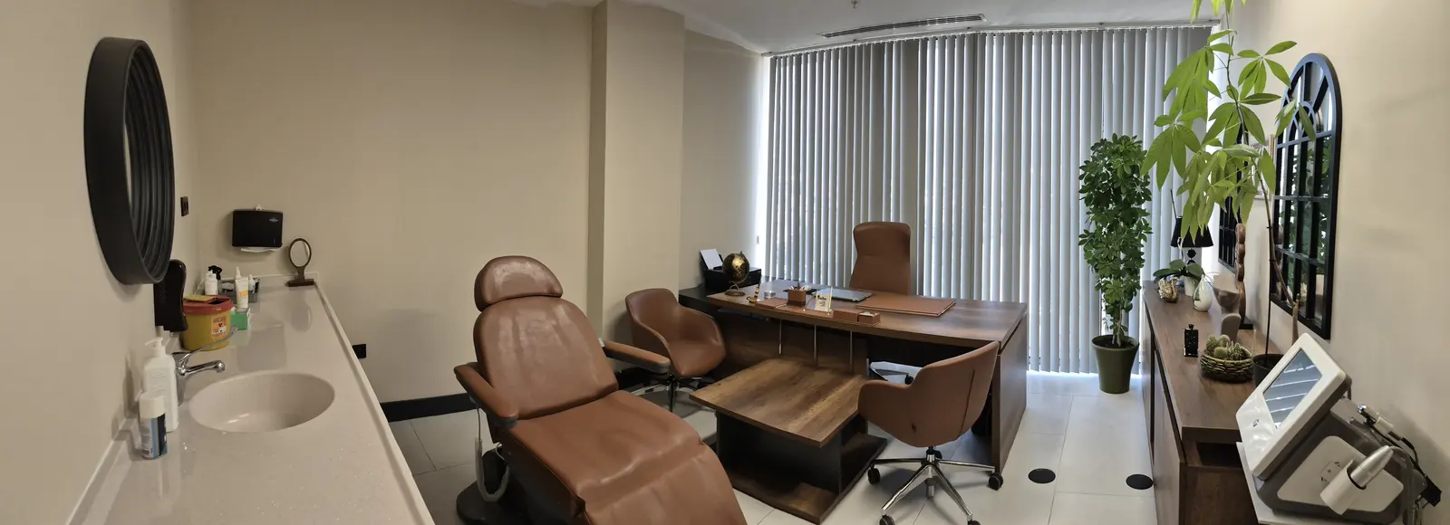 Clinic-provided photograph of Dr Kamuran Çelik