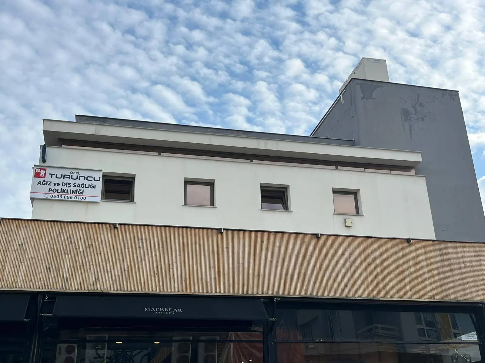 Clinic-provided photograph of Turuncu Dental Clinic
