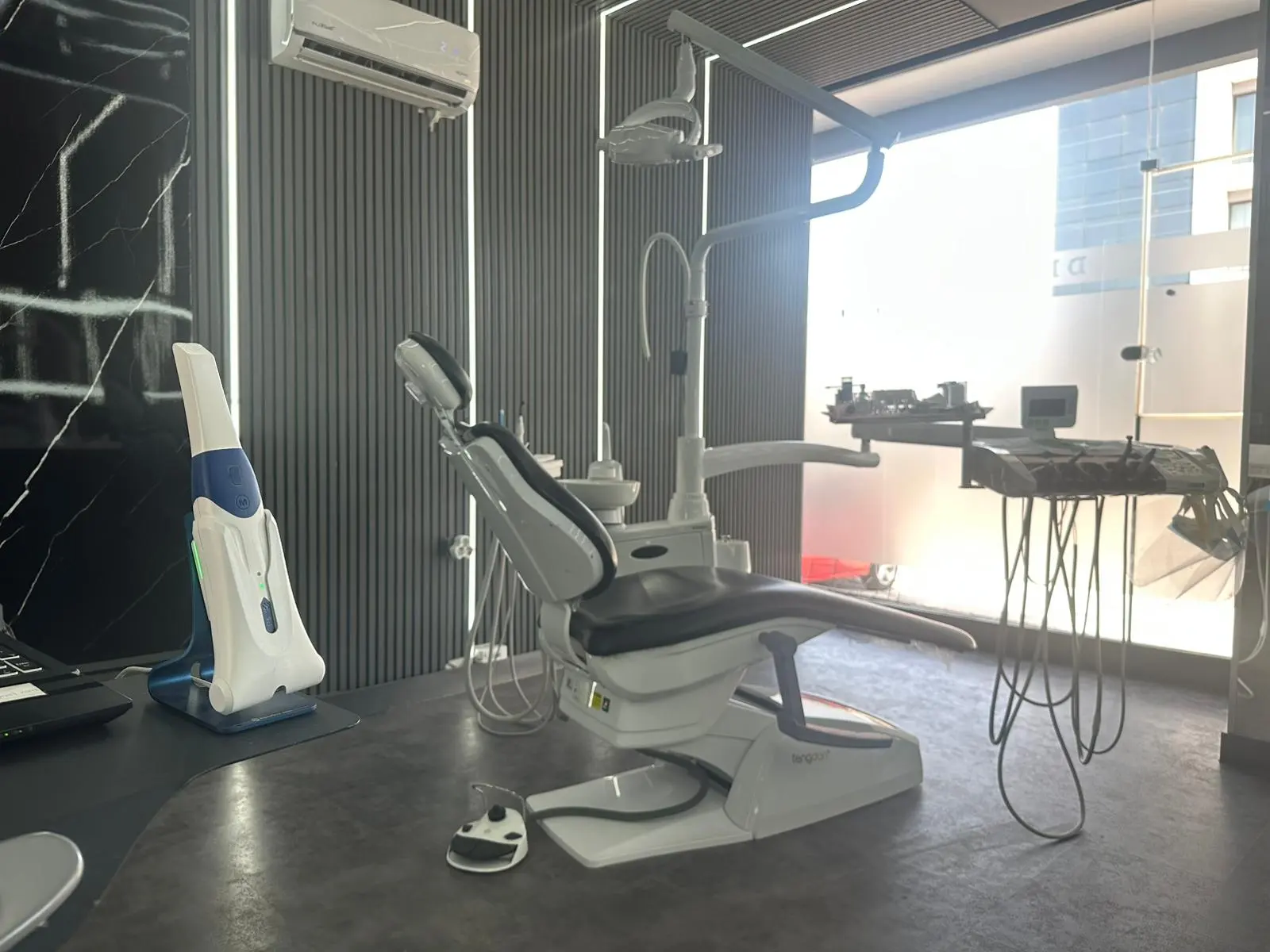 Clinic-provided photograph of Dentsun Dental Clinic