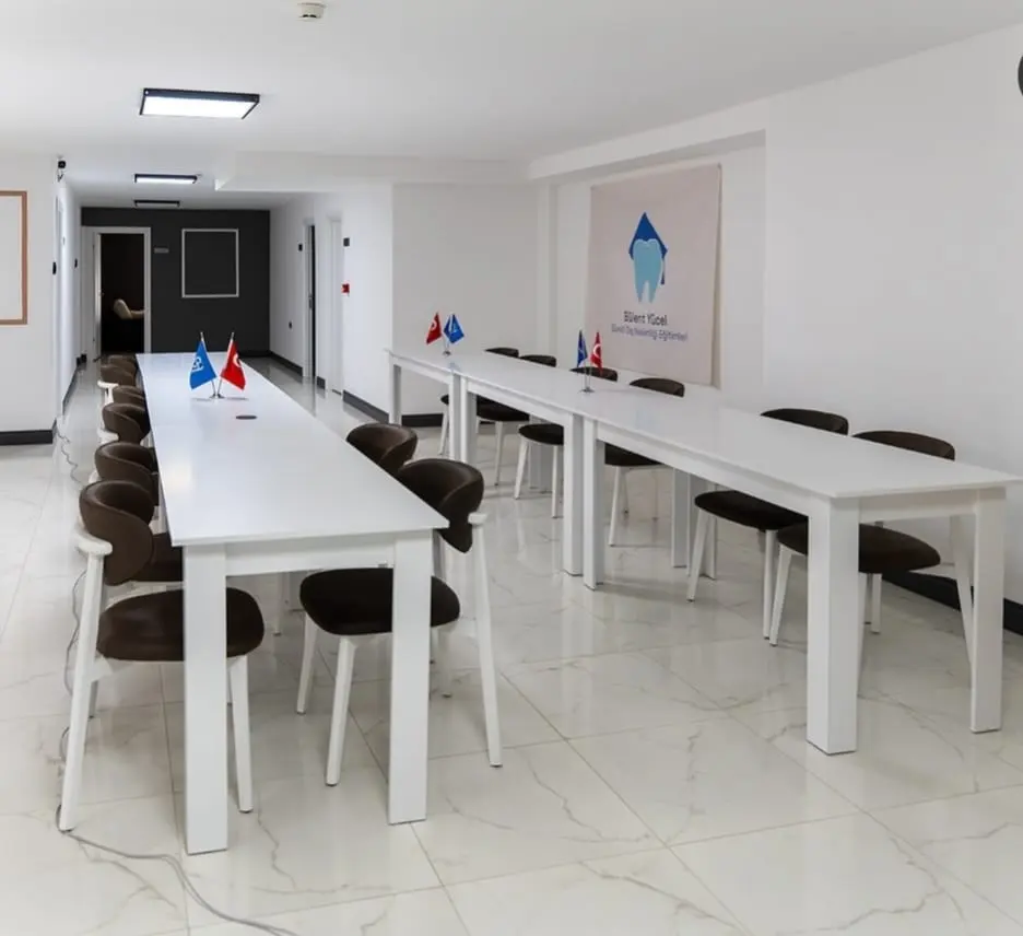 Clinic-provided photograph of Bülent Yücel Dental Clinic