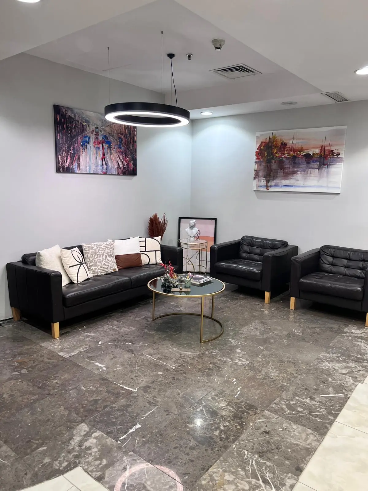 Clinic-provided photograph of Dr Mehmet Vefa Kılıç