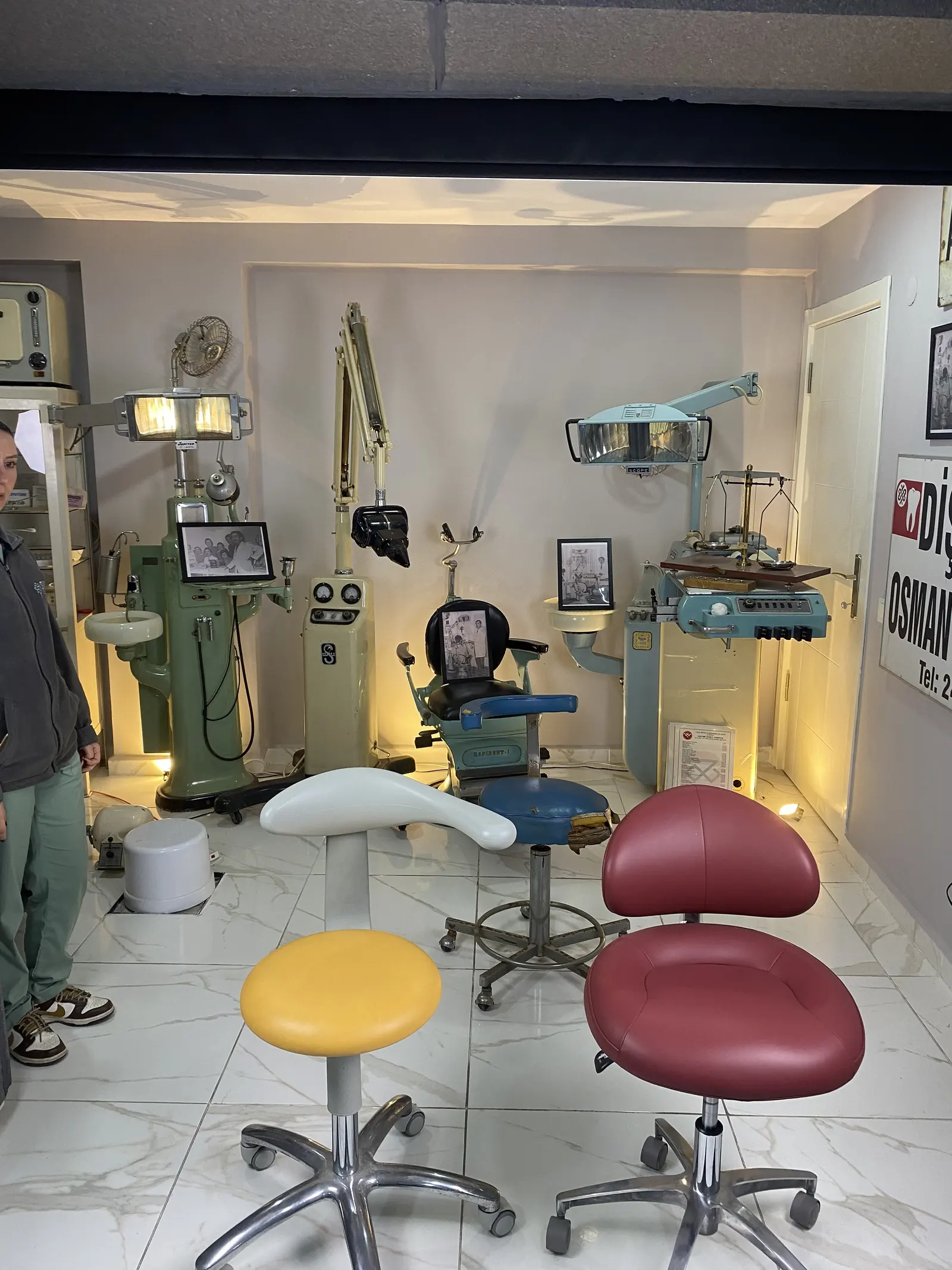 Clinic-provided photograph of Sina Dental Clinic