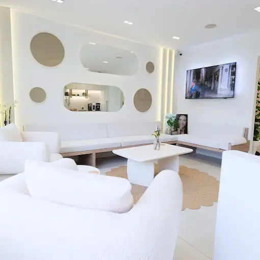 Clinic-provided photograph of Işın Dental Clinic