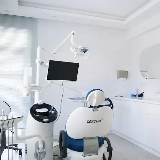 Clinic-provided photograph of Işın Dental Clinic