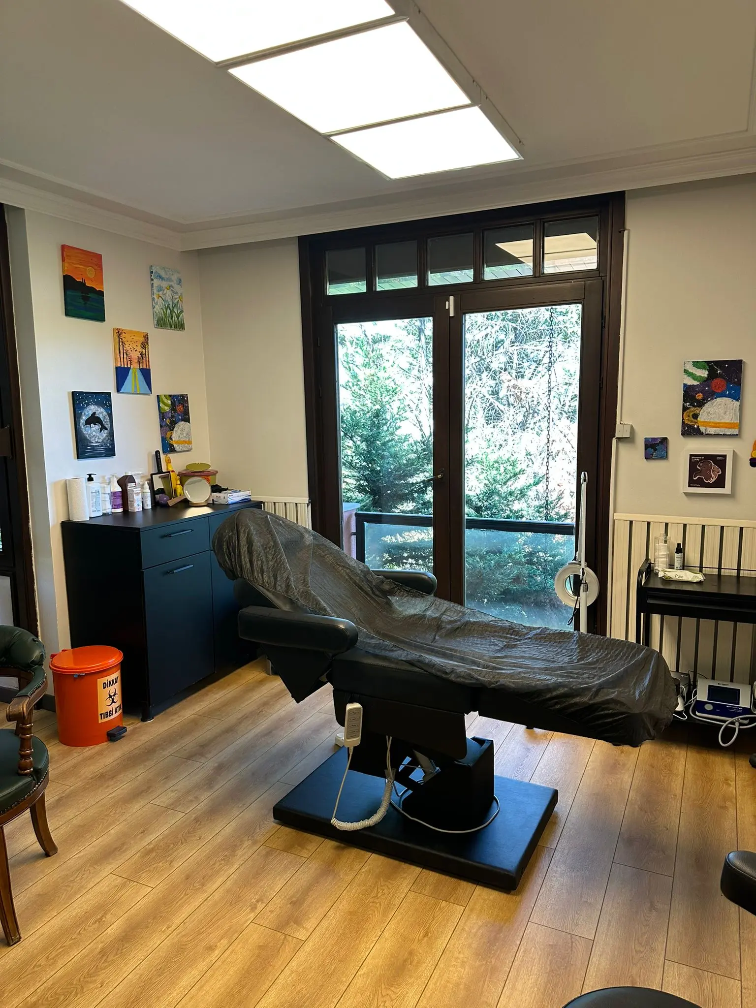 Clinic-provided photograph of Dr Savaş Baytar