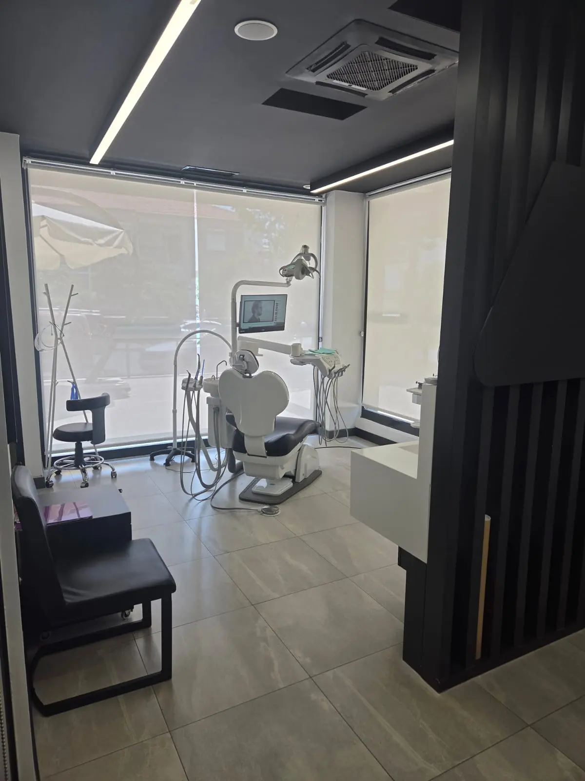 Clinic-provided photograph of Sevil Smile Studio