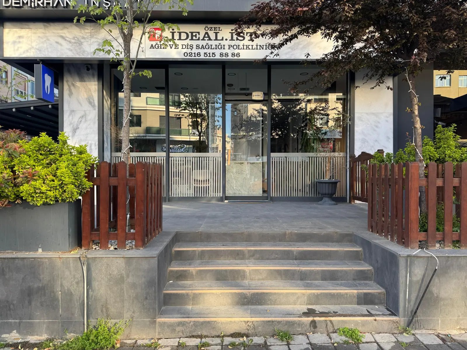 Von der Klinik bereitgestelltes Foto von İdeal.İst Zahnklinik