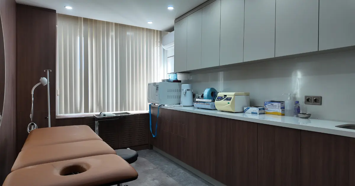 Clinic-provided photograph of Prof. Dr Haluk Çabuk