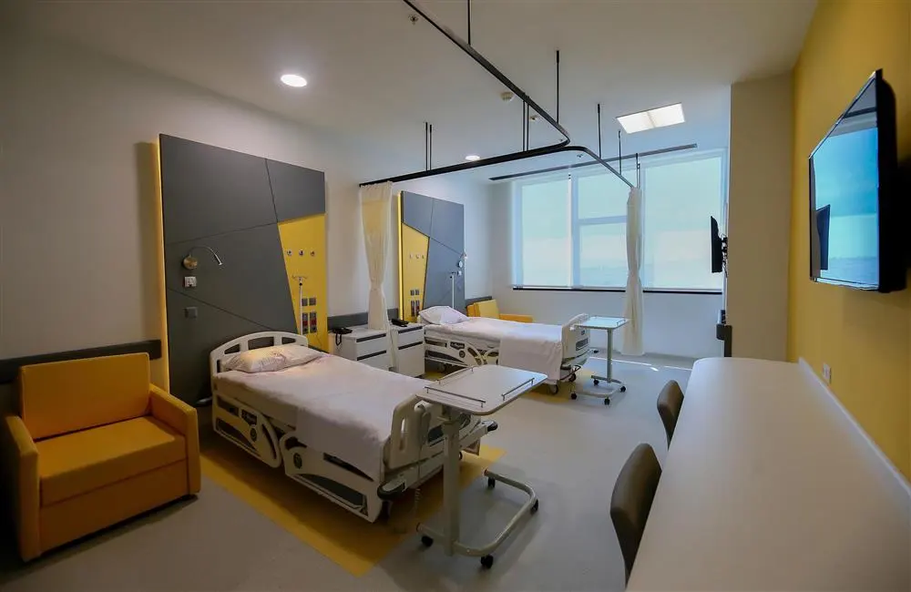 Clinic-provided photograph of Izmir City Hospital