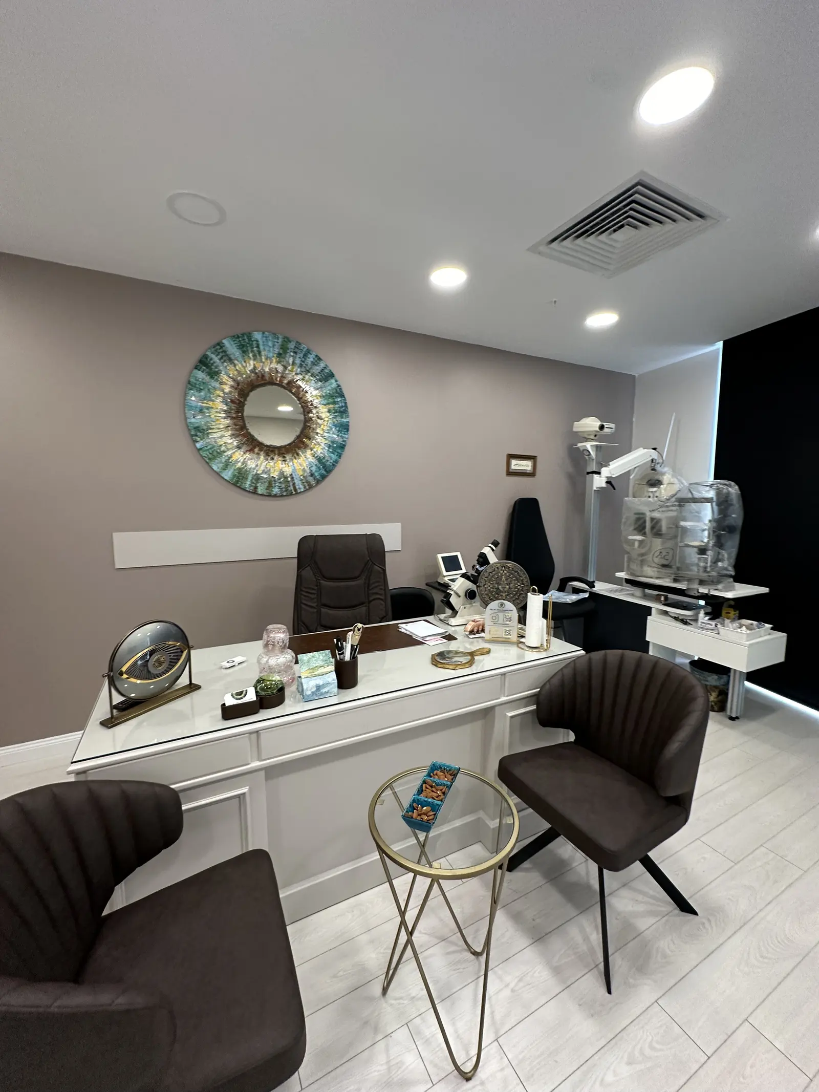 Clinic-provided photograph of Assoc. Prof. Dr Kübra Şerefoğlu Çabuk