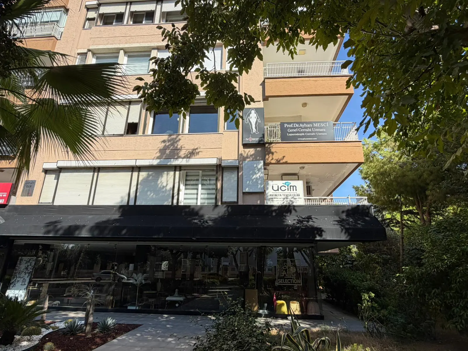 Von der Klinik bereitgestelltes Foto von Prof. Dr. Ayhan Mesci
