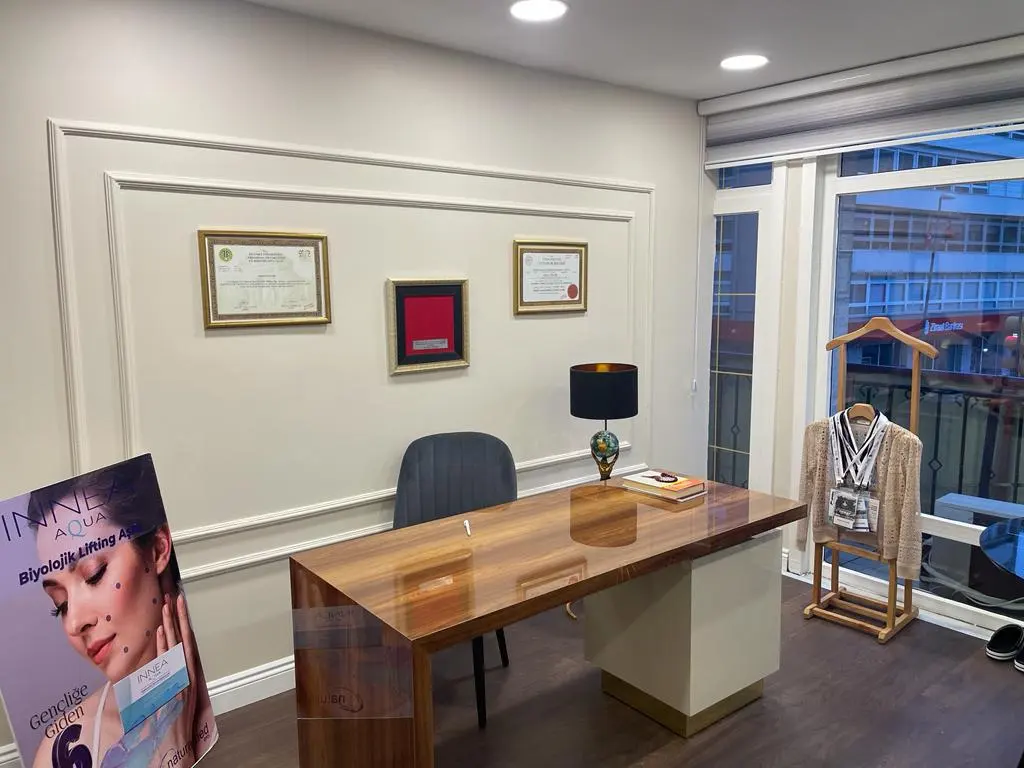 Clinic-provided photograph of Dr Orkun Uyanık