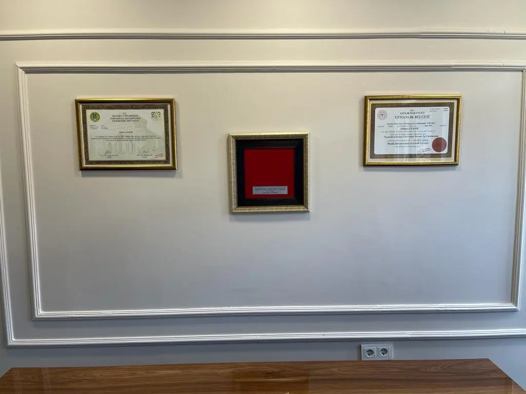 Clinic-provided photograph of Dr Orkun Uyanık
