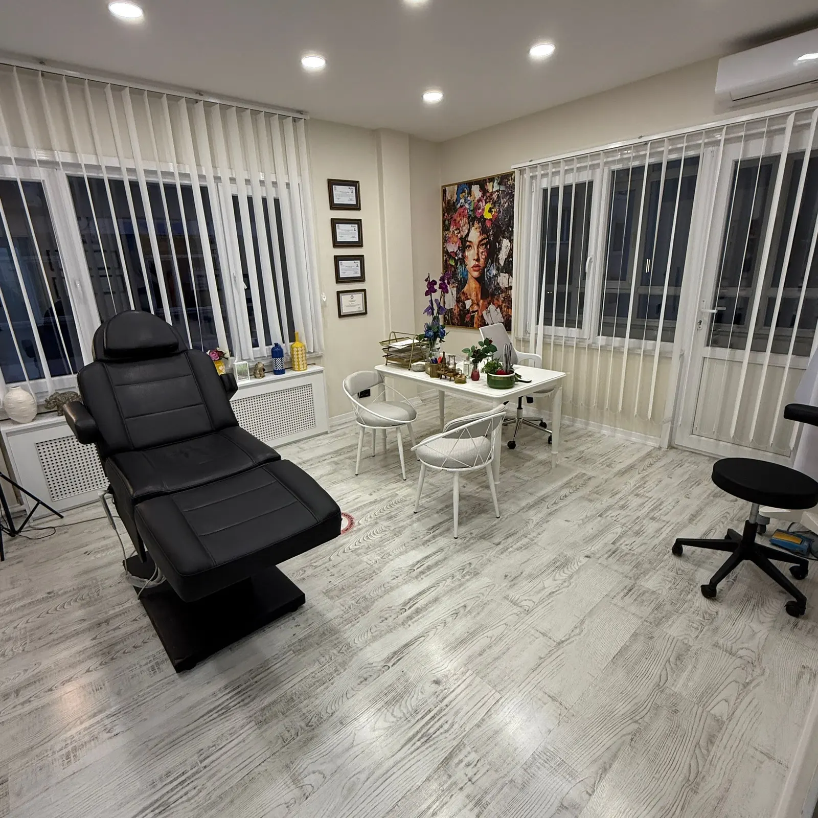 Clinic-provided photograph of Dr Okan Aslanol