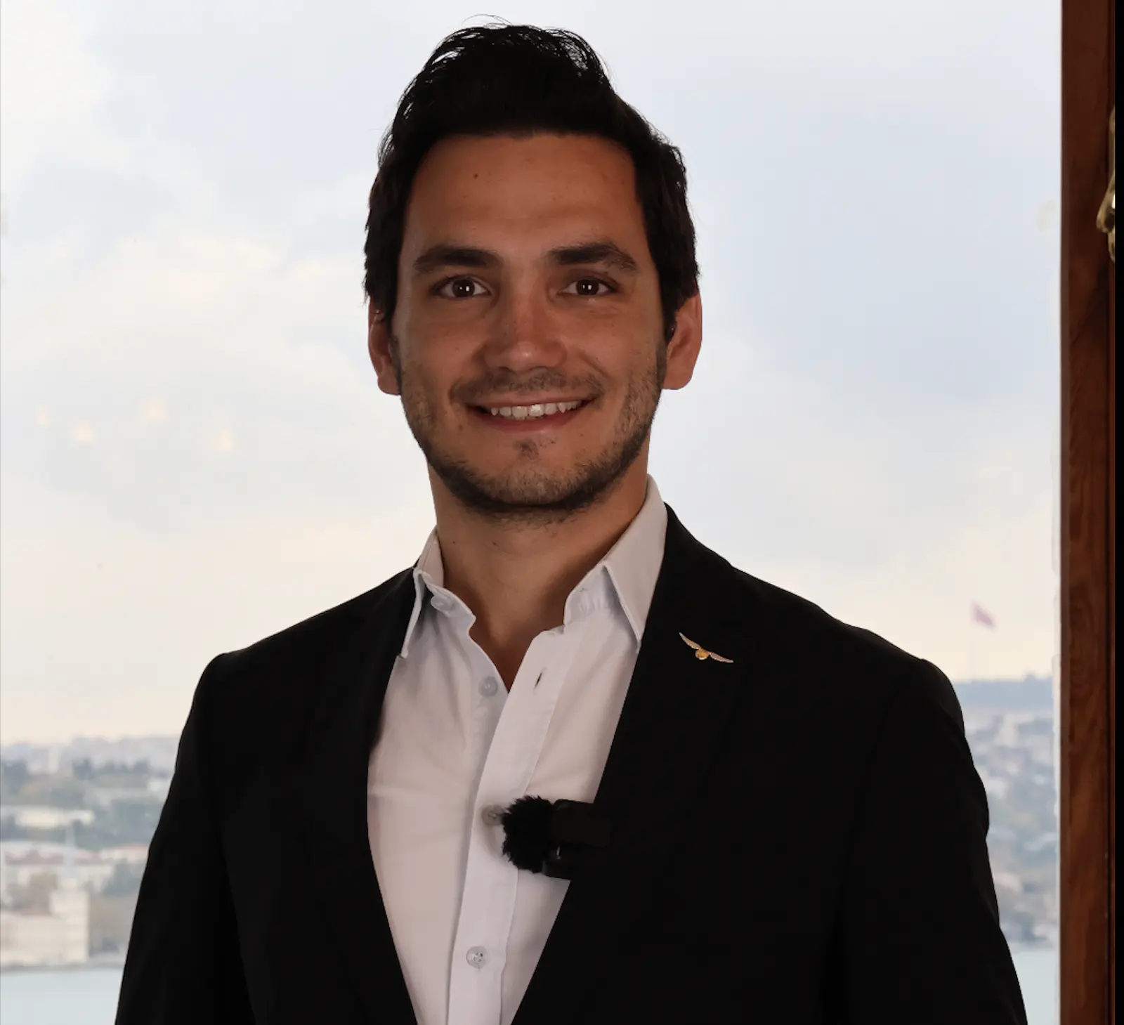 Clinic-provided photograph of Dr Fatih Çınar