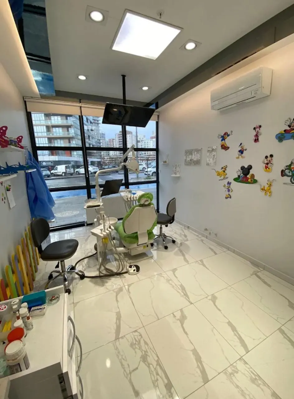 Clinic-provided photograph of HD Smile Dental Care