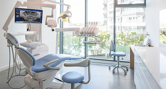 Clinic-provided photograph of Dent Royal