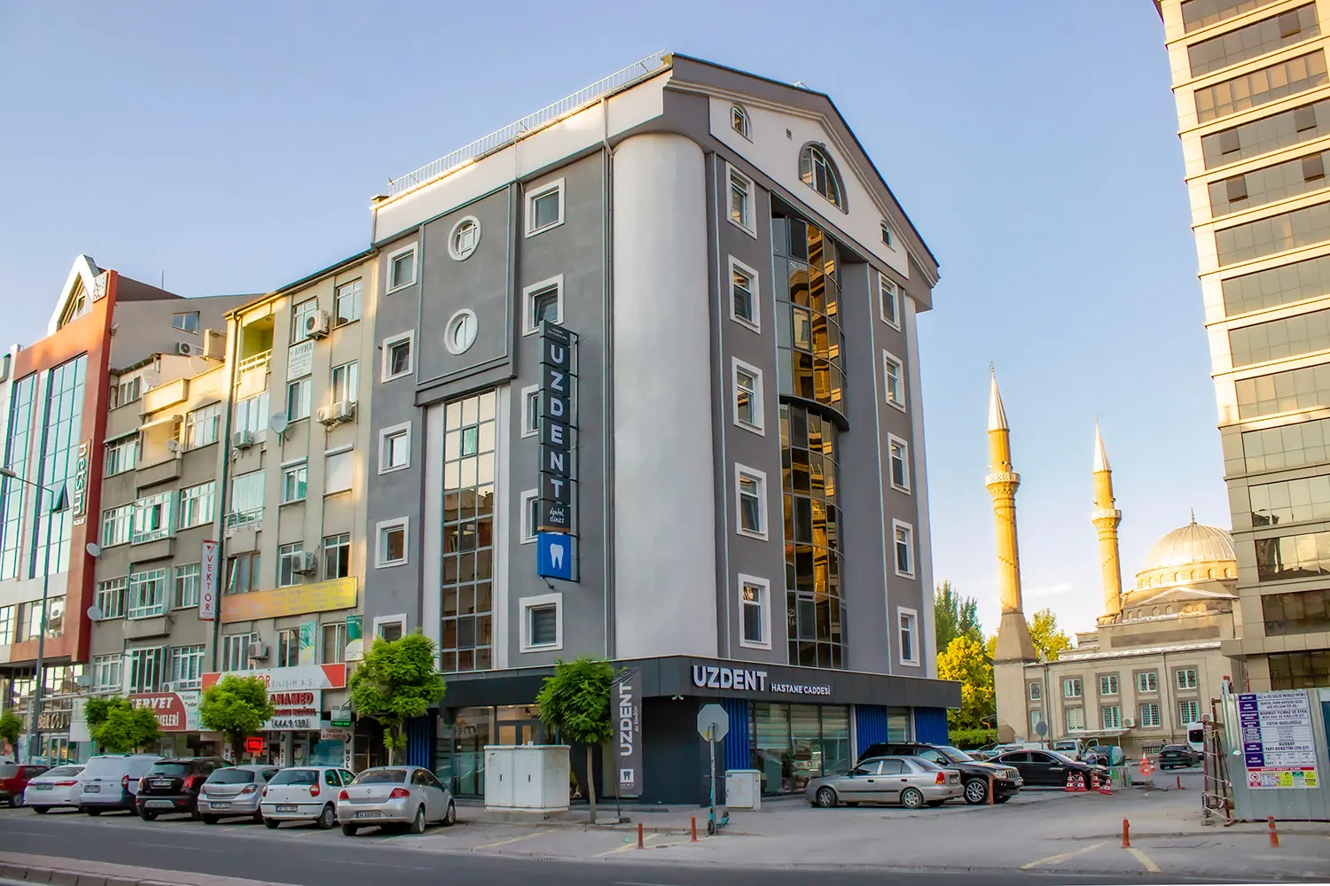Clinic-provided photograph of Uzdent Dental Clinic