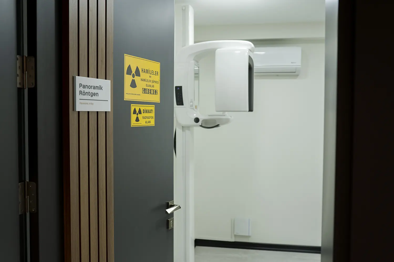 Clinic-provided photograph of Uzdent Dental Clinic