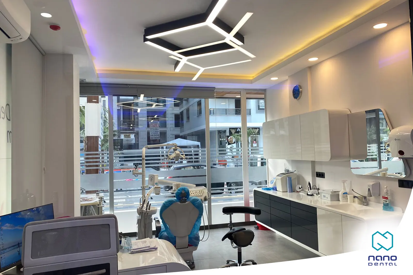 Von der Klinik bereitgestelltes Foto von Nano Dental