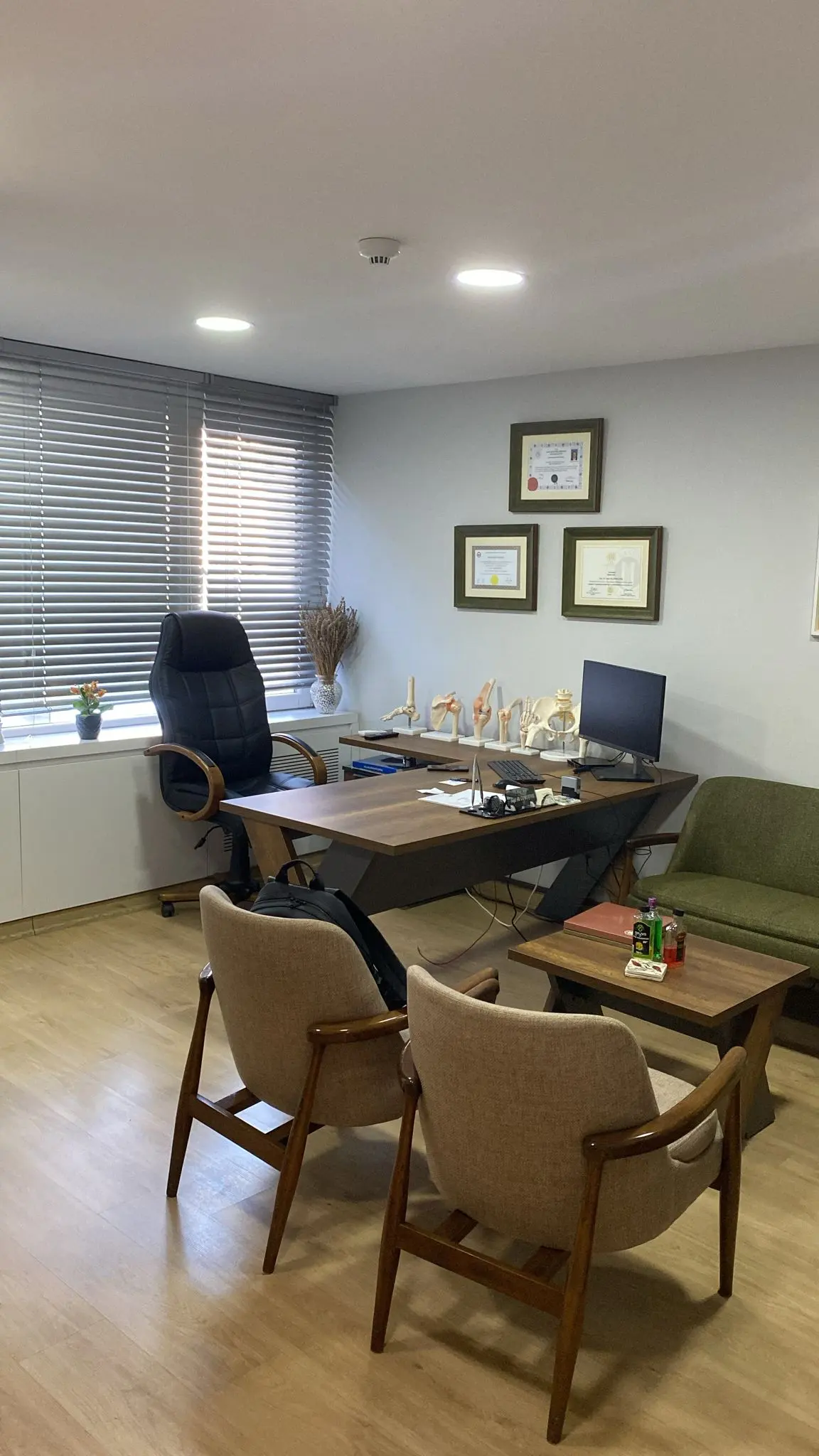 Clinic-provided photograph of Prof. Dr İsmail Oltulu