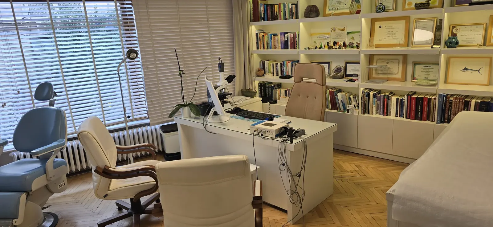 Von der Klinik bereitgestelltes Foto von Dr. Emin Kaya