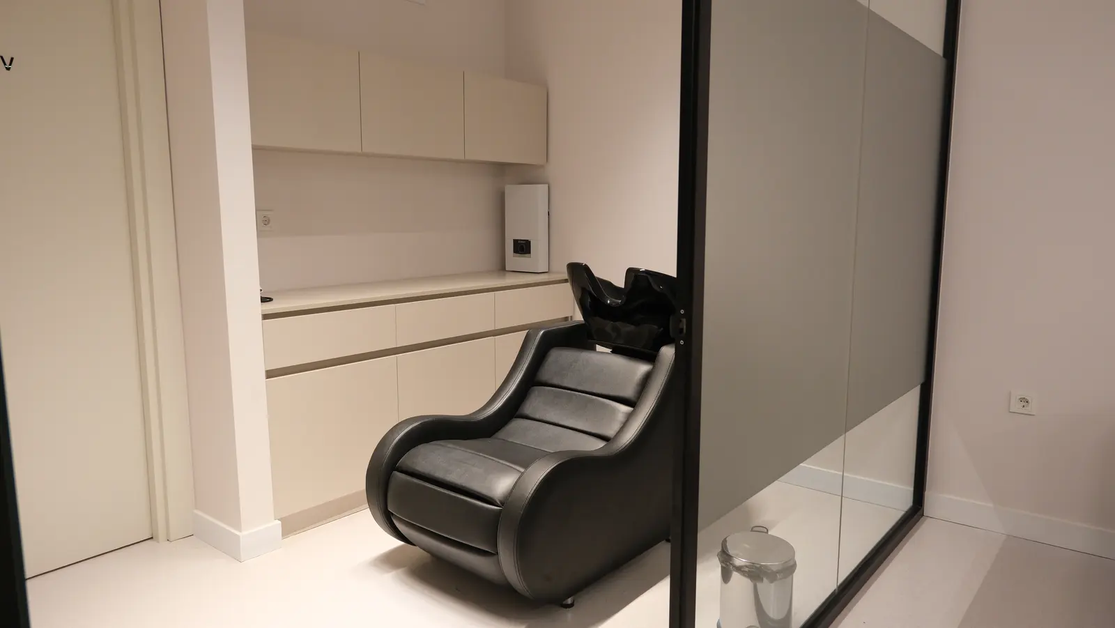 Clinic-provided photograph of Otek Clinic