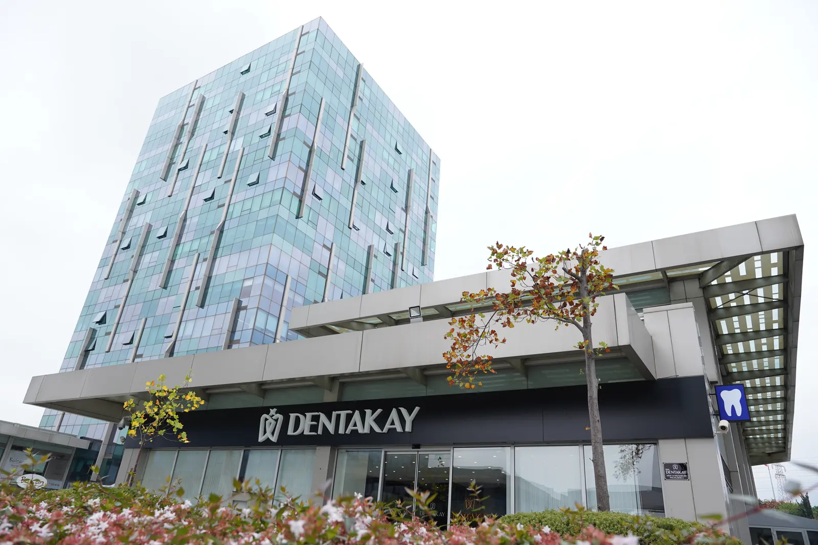 Von der Klinik bereitgestelltes Foto von Dentakay Dental Clinic Bağcılar