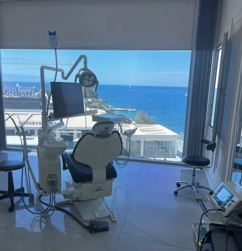 Clinic-provided photograph of Dent KM Kuşadası