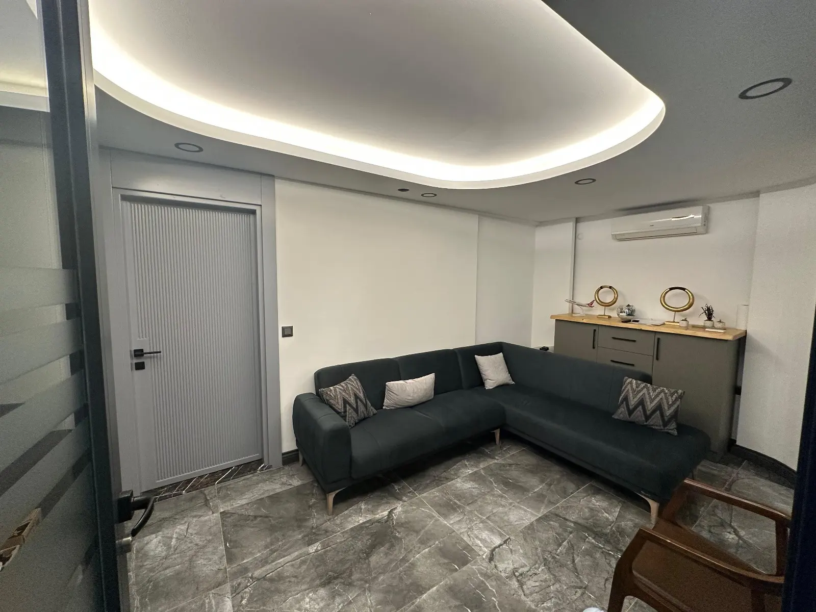 Von der Klinik bereitgestelltes Foto von İsa Koca Zahnklinik