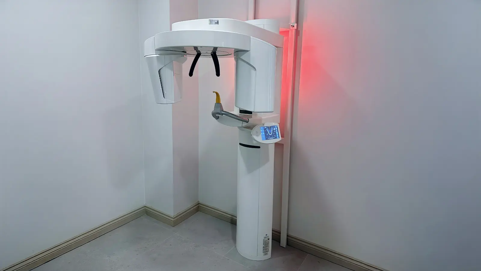 Clinic-provided photograph of Dr Güner Yazıcı