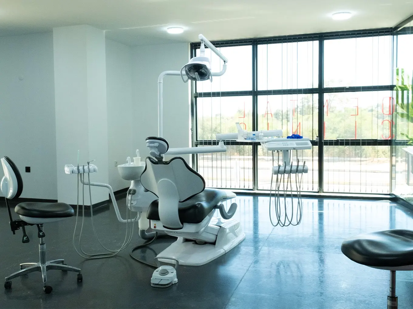 Von der Klinik bereitgestelltes Foto von Lo Smiles