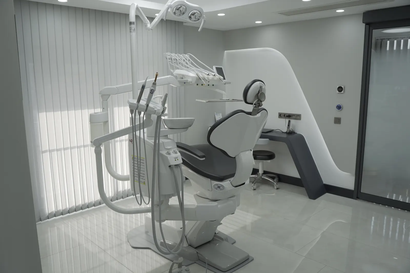 Von der Klinik bereitgestelltes Foto von Nifa Dent