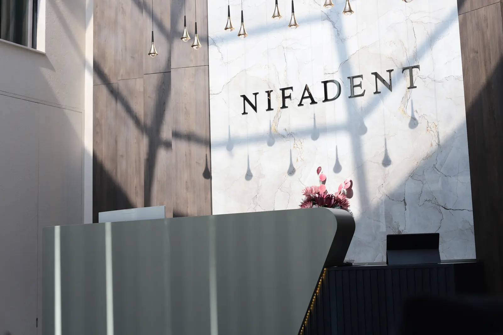 Von der Klinik bereitgestelltes Foto von Nifa Dent