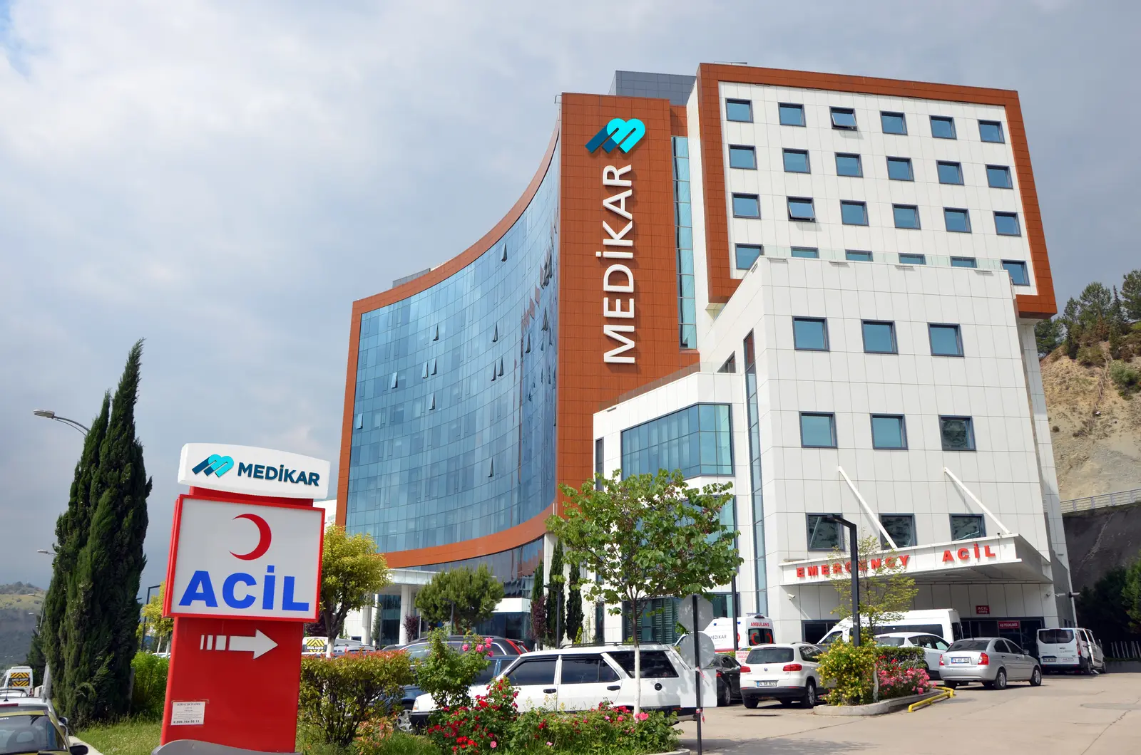 Clinic-provided photograph of Medikar Hospital