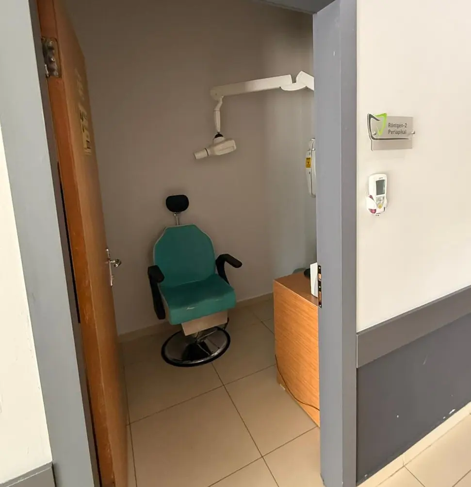 Clinic-provided photograph of Izmir Akademi Dental Clinic