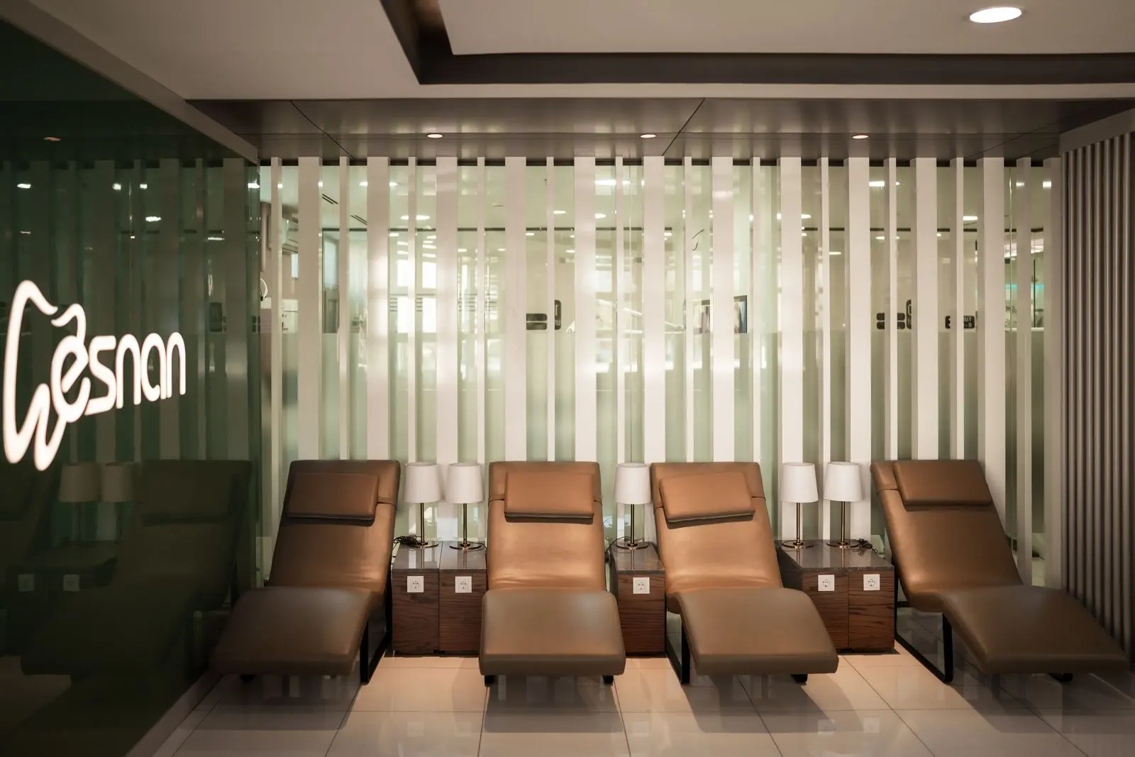 Clinic-provided photograph of Esnan Dental Clinic