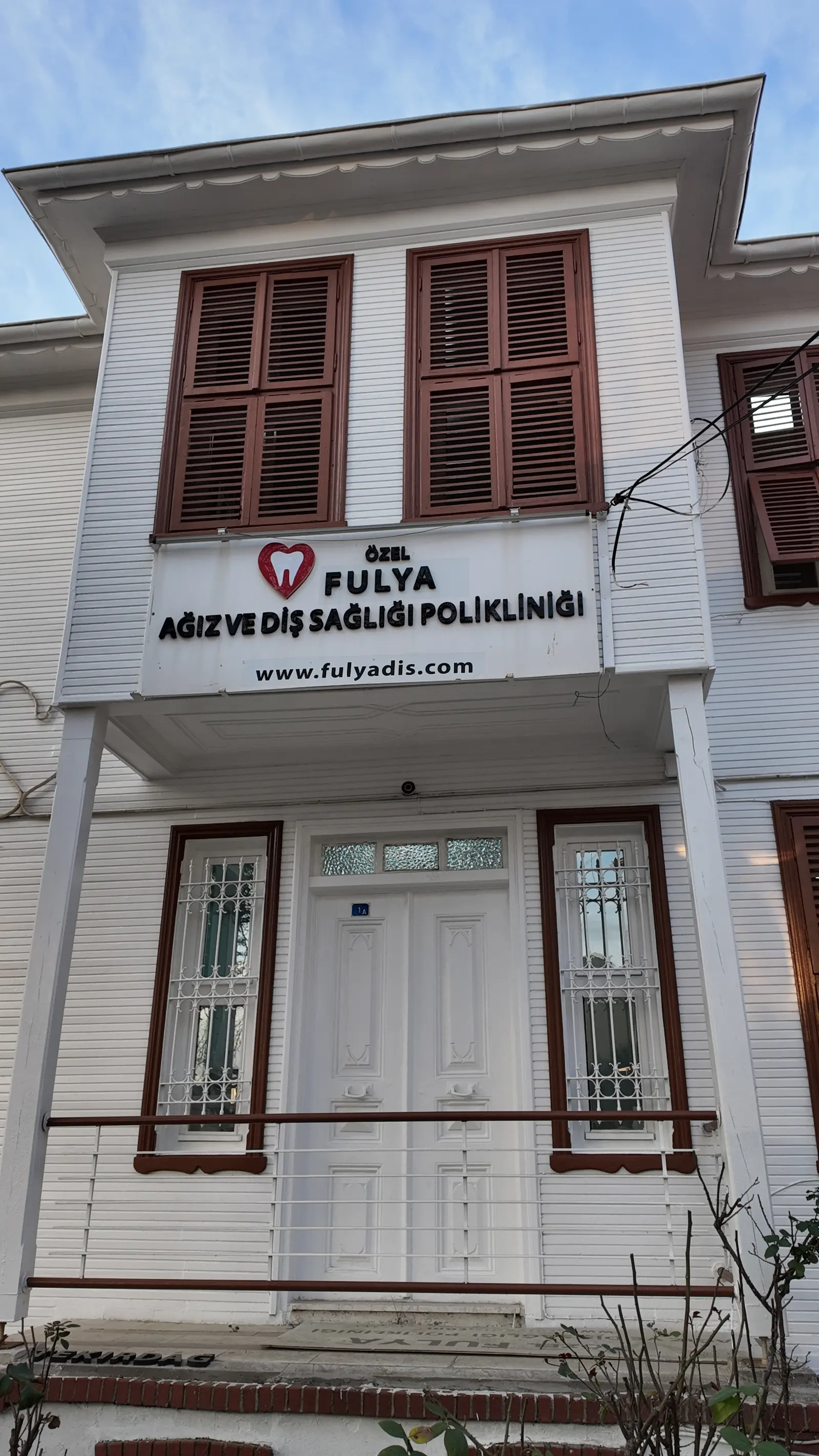 Von der Klinik bereitgestelltes Foto von Fulya Zahnklinik